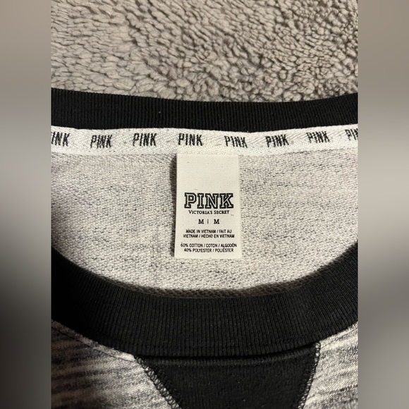 VS PINK Gray Crewneck Size M - Picture 2 of 5